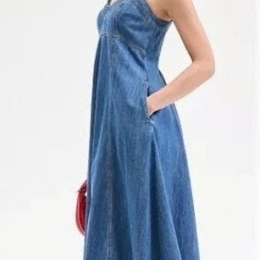 On 34th midi sweet heart neck jean dress with pockets. Size S - Picture 2 of 5